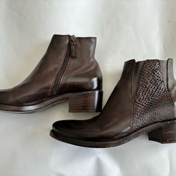 Hundred 100 Chelsea Boots - Picture 4 of 6